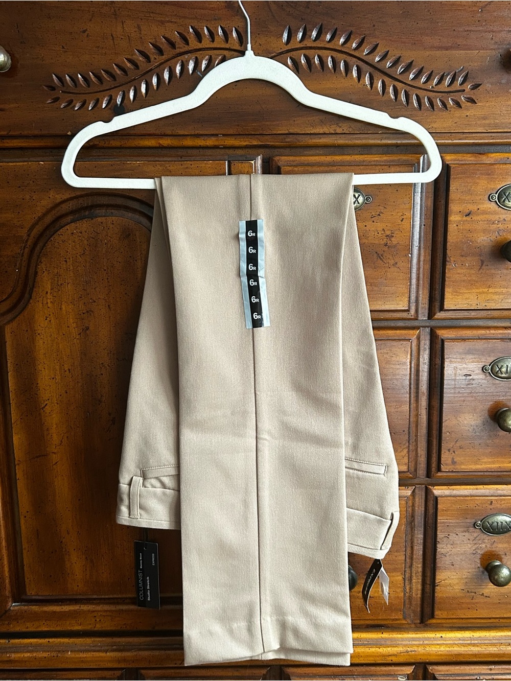 Express Women’s Trousers in Khaki/Tan